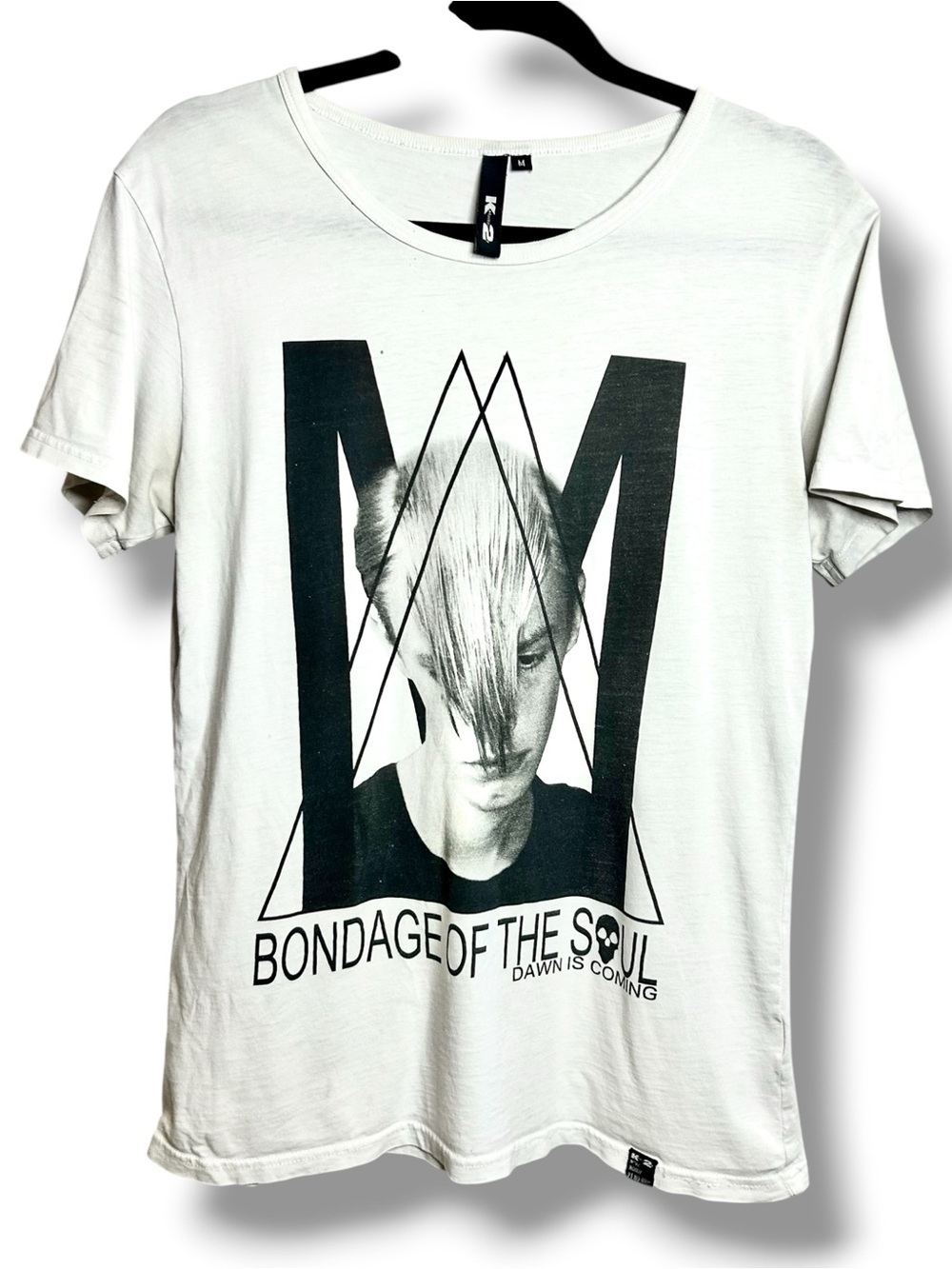 100% Cotton T-shirt by K2 Harijuku Streetwear Rare Asian B&W Y2K Graphic Tee Med